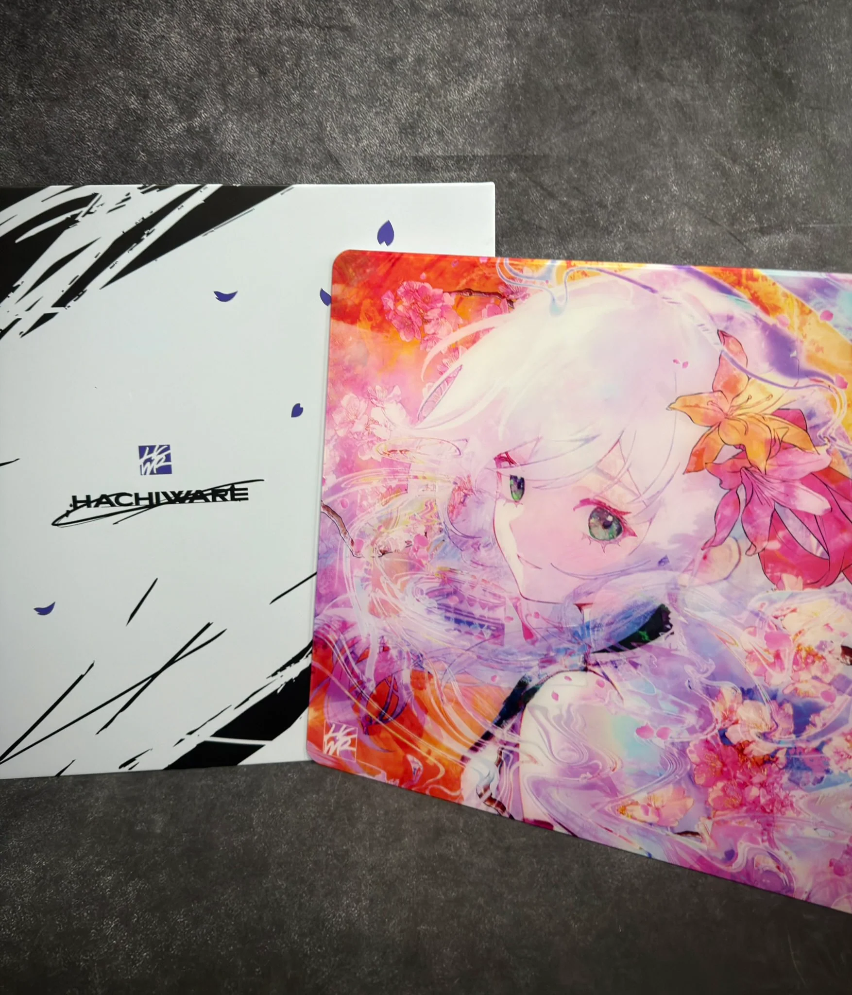 Hachiware Hanabi - Glass Pad (PRE-ORDER) - Image 4
